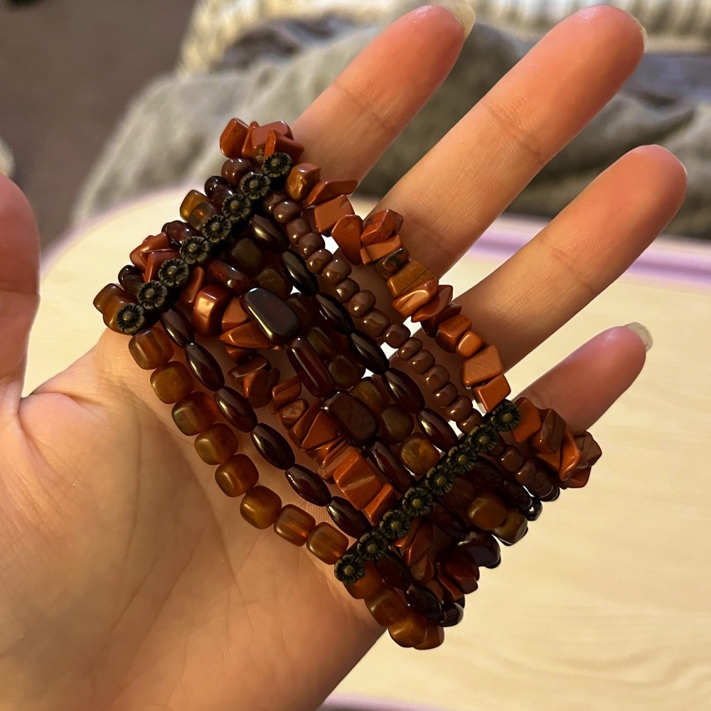 Earth tone beaded bracelet
